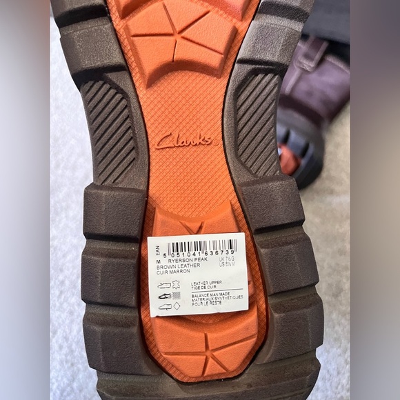 Brand New Mens Clarks Ryerson Peak Winter Boots Size 8.5 - Picture 3 of 13
